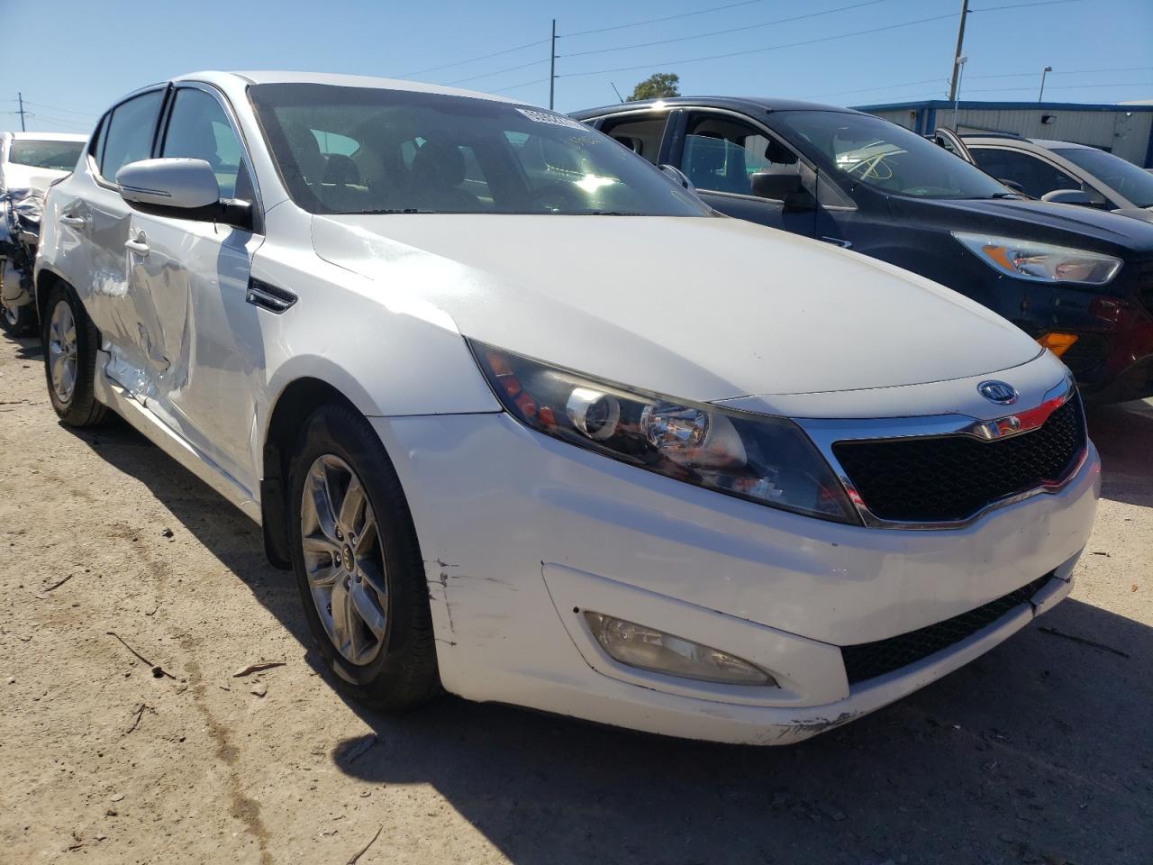 KIA OPTIMA LX 2011 with VIN KNAGM4A74B5127763 - Photo from auction