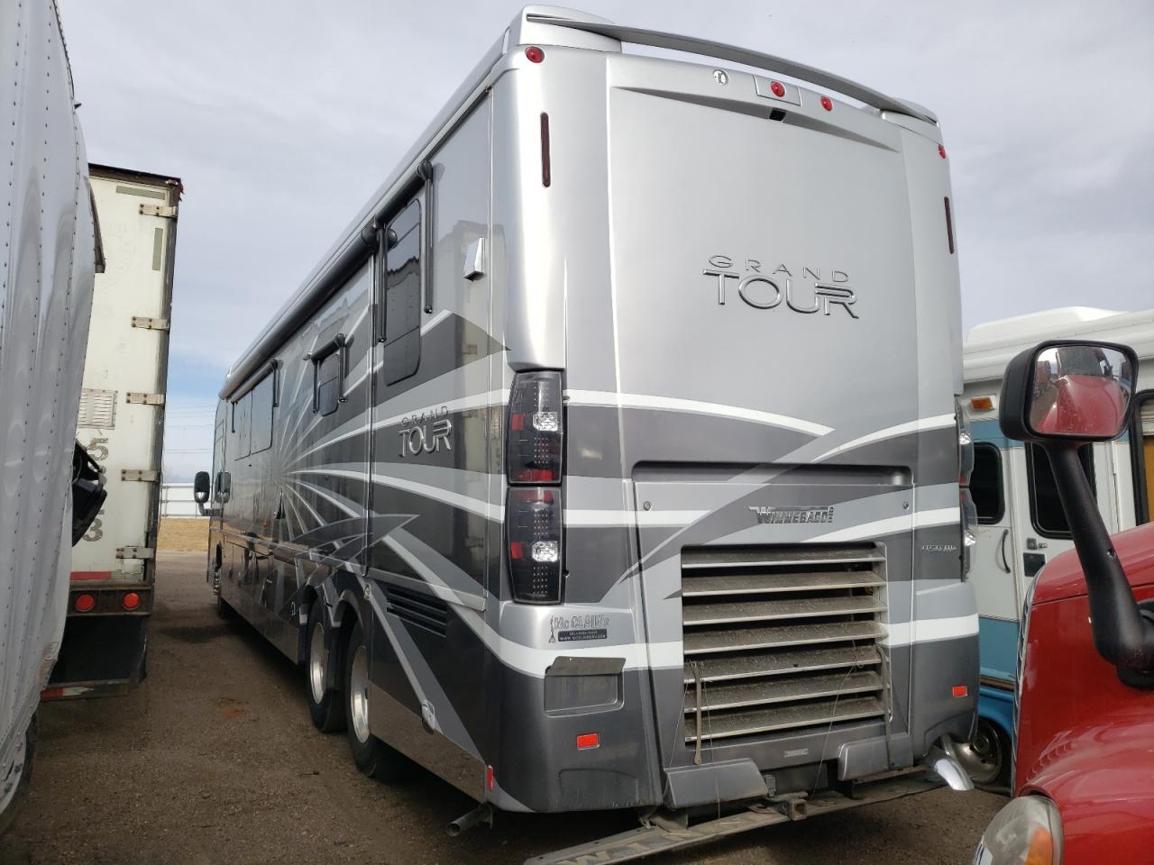Photo 3 from auction – 2015 FREIGHTLINER CHASSIS XC with VIN 4UZFCUCY2FCGV4157