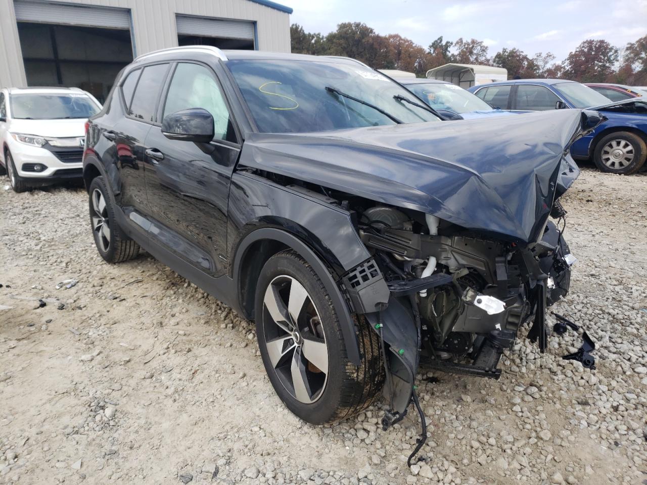 VOLVO XC40 T5 MO 2019 with VIN YV4162UK8K2109465 - Photo from auction