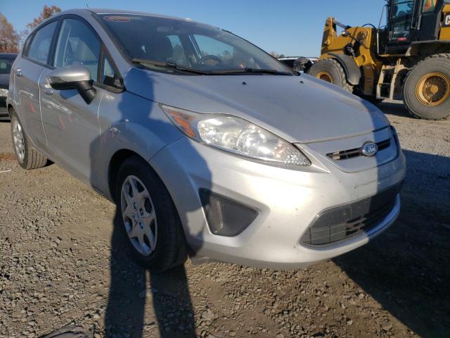 FORD FIESTA SE 2013 with VIN 3FADP4EJ2DM131770 - Photo from auction