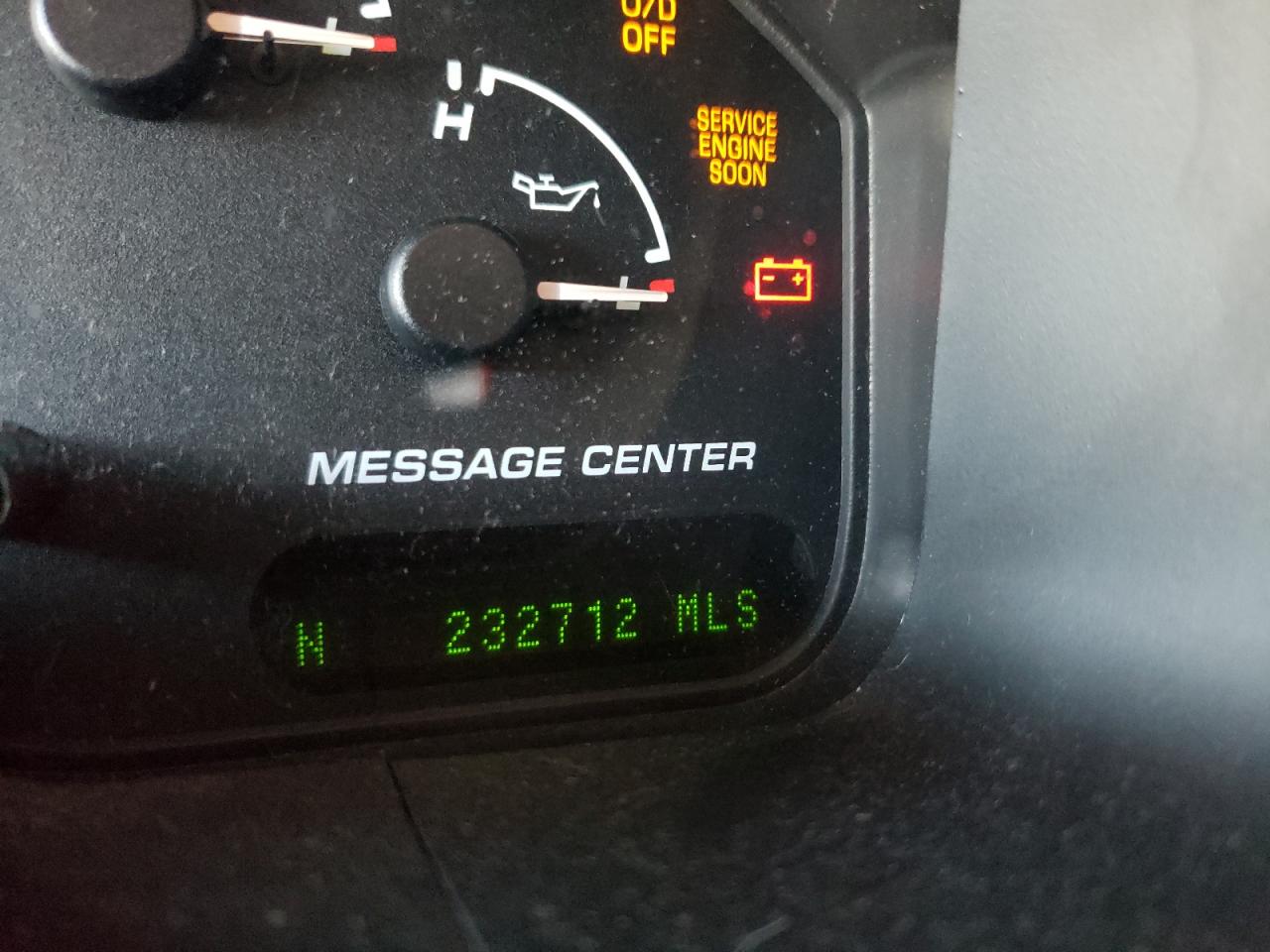 Photo 8 from auction – 2002 FORD EXPLORER L with VIN 1FMZU65E12ZB54438