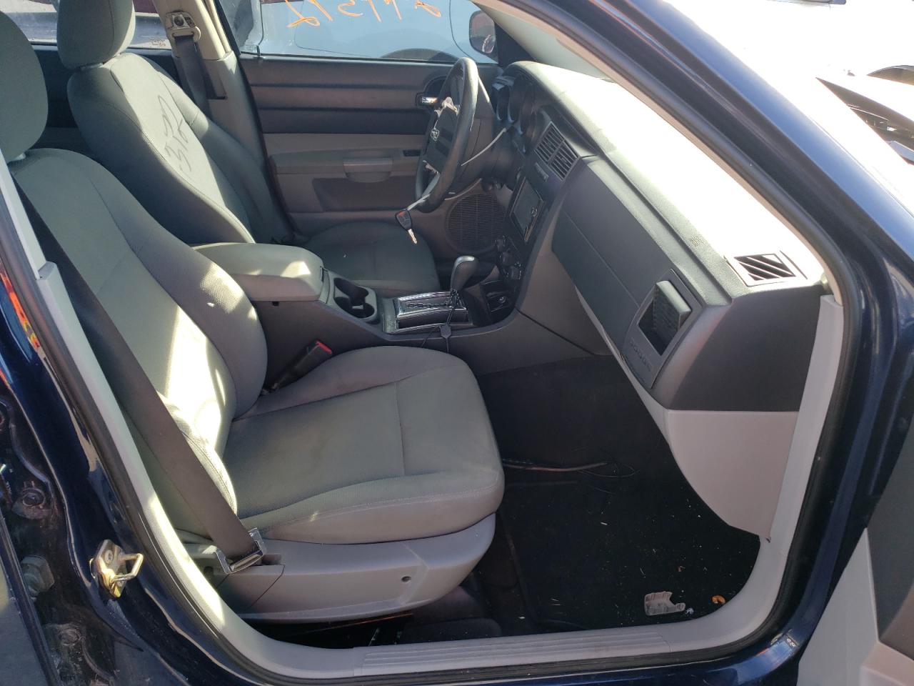 Photo 5 from auction – 2006 DODGE CHARGER SE with VIN 2B3KA43G66H160332