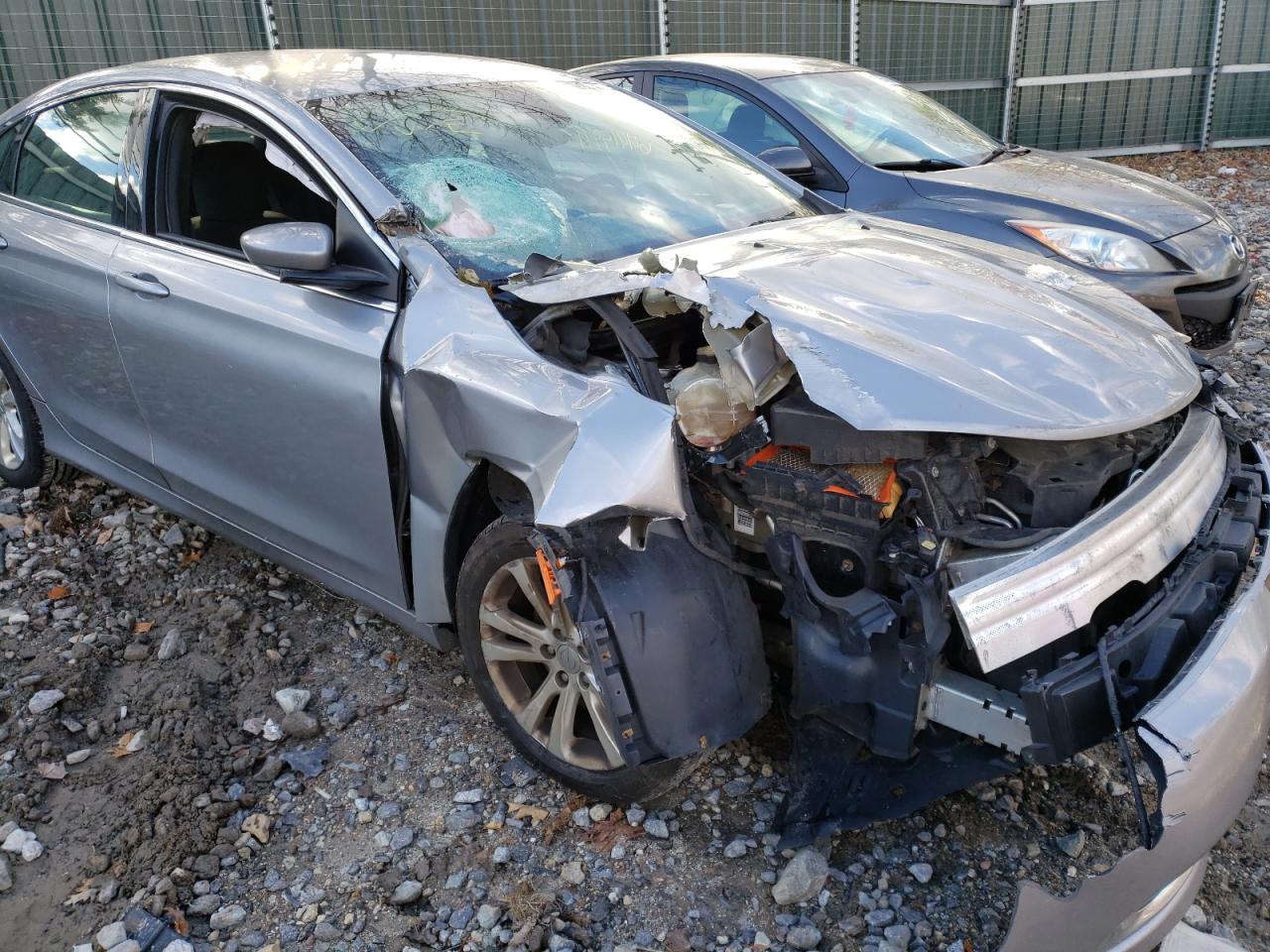 Photo 9 from auction – 2015 CHRYSLER 200 LIMITE with VIN 1C3CCCAB7FN633276