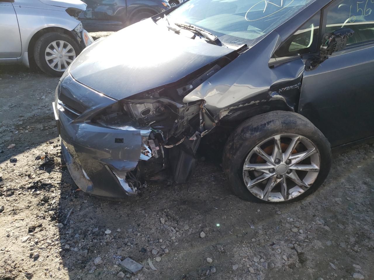 Photo 9 from auction – 2012 TOYOTA PRIUS V with VIN JTDZN3EU0C3139117
