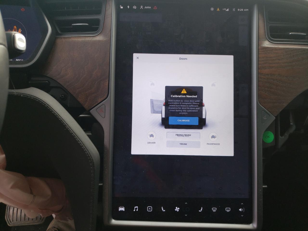 Photo 9 from auction – 2021 TESLA MODEL X with VIN 5YJXCDE25MF320638