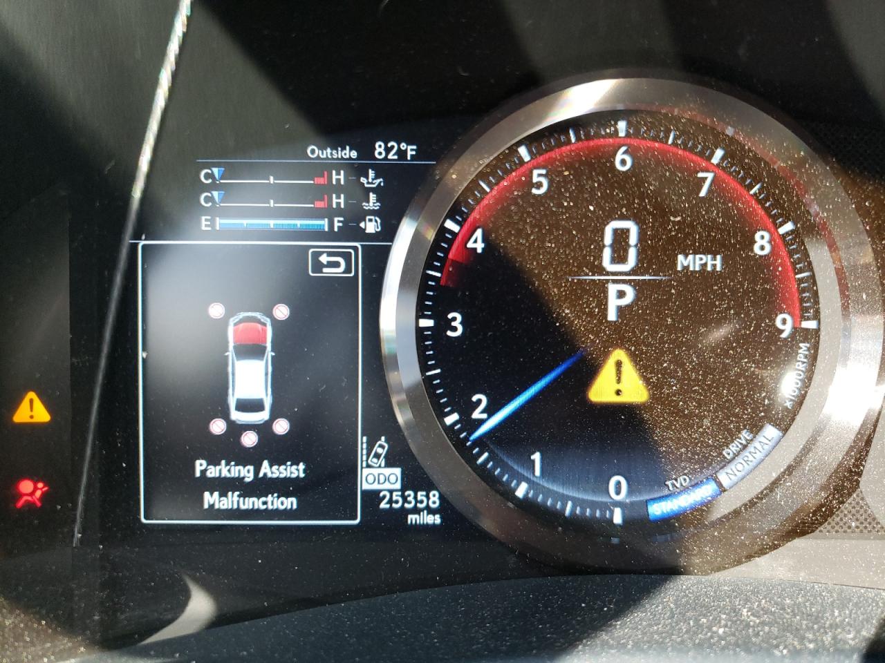 Photo 8 from auction – 2016 LEXUS GS-F with VIN JTHBP1BL1GA001453