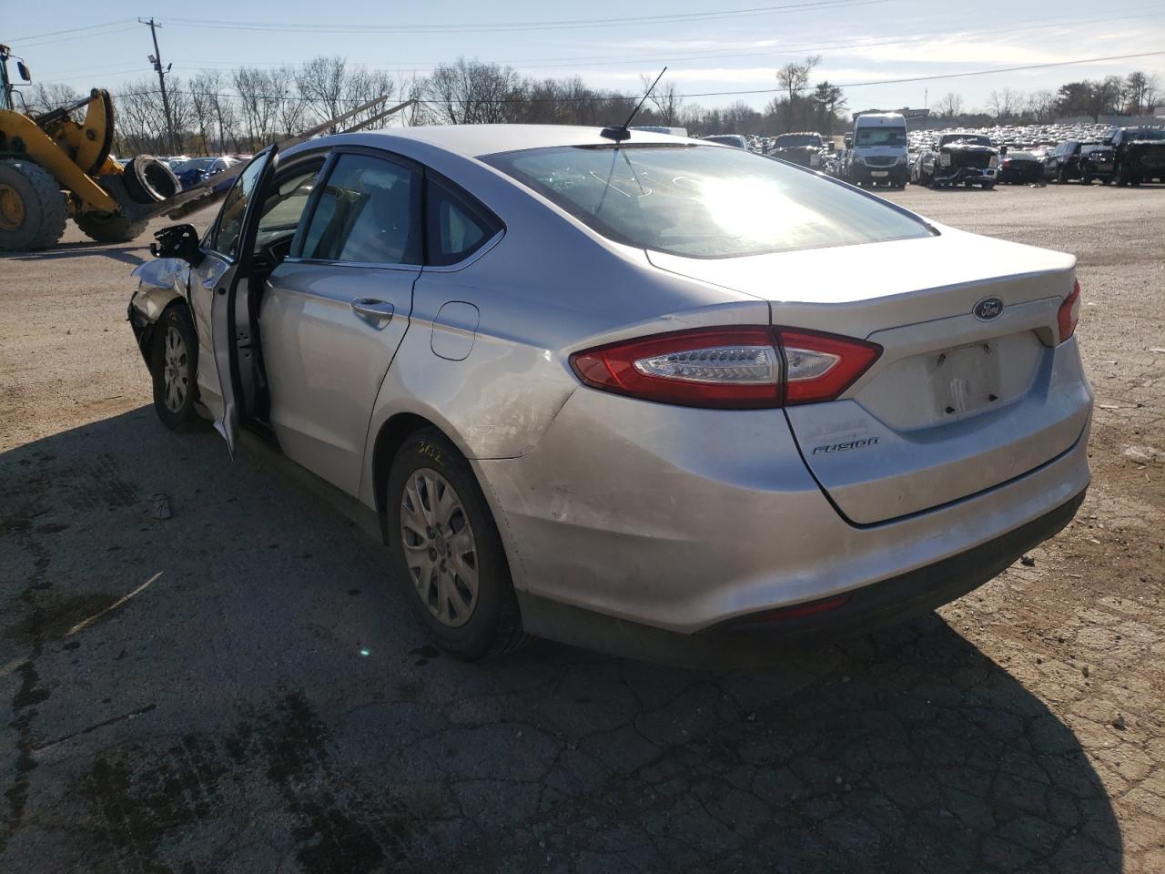 Photo 3 from auction – 2013 FORD FUSION S with VIN 3FA6P0G70DR358980