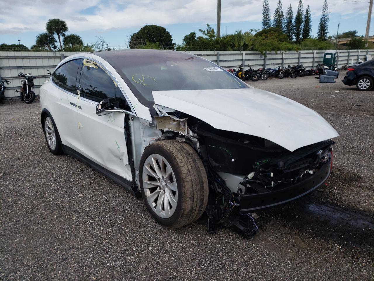TESLA MODEL X 2021 with VIN 5YJXCDE25MF320638 - Photo from auction