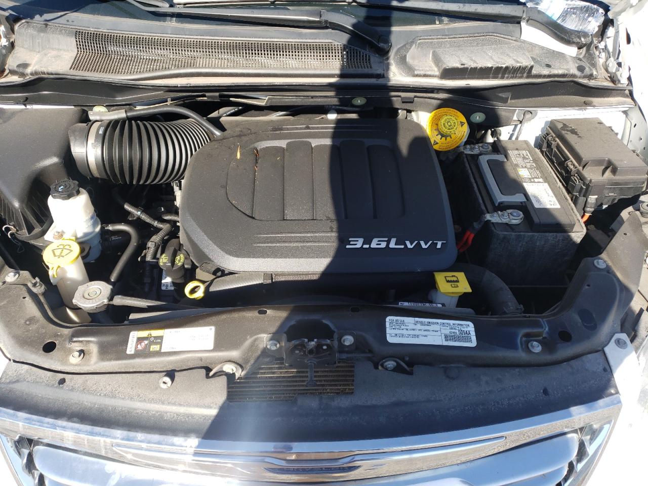 Photo 7 from auction – 2016 CHRYSLER TOWN & COU with VIN 2C4RC1BG4GR268869