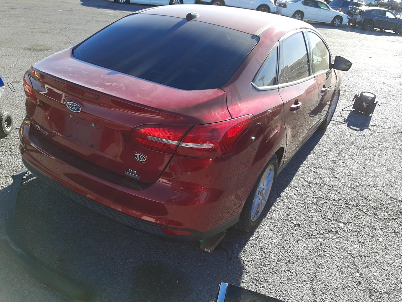 Photo 4 from auction – 2017 FORD FOCUS SE with VIN 1FADP3FE8HL238924