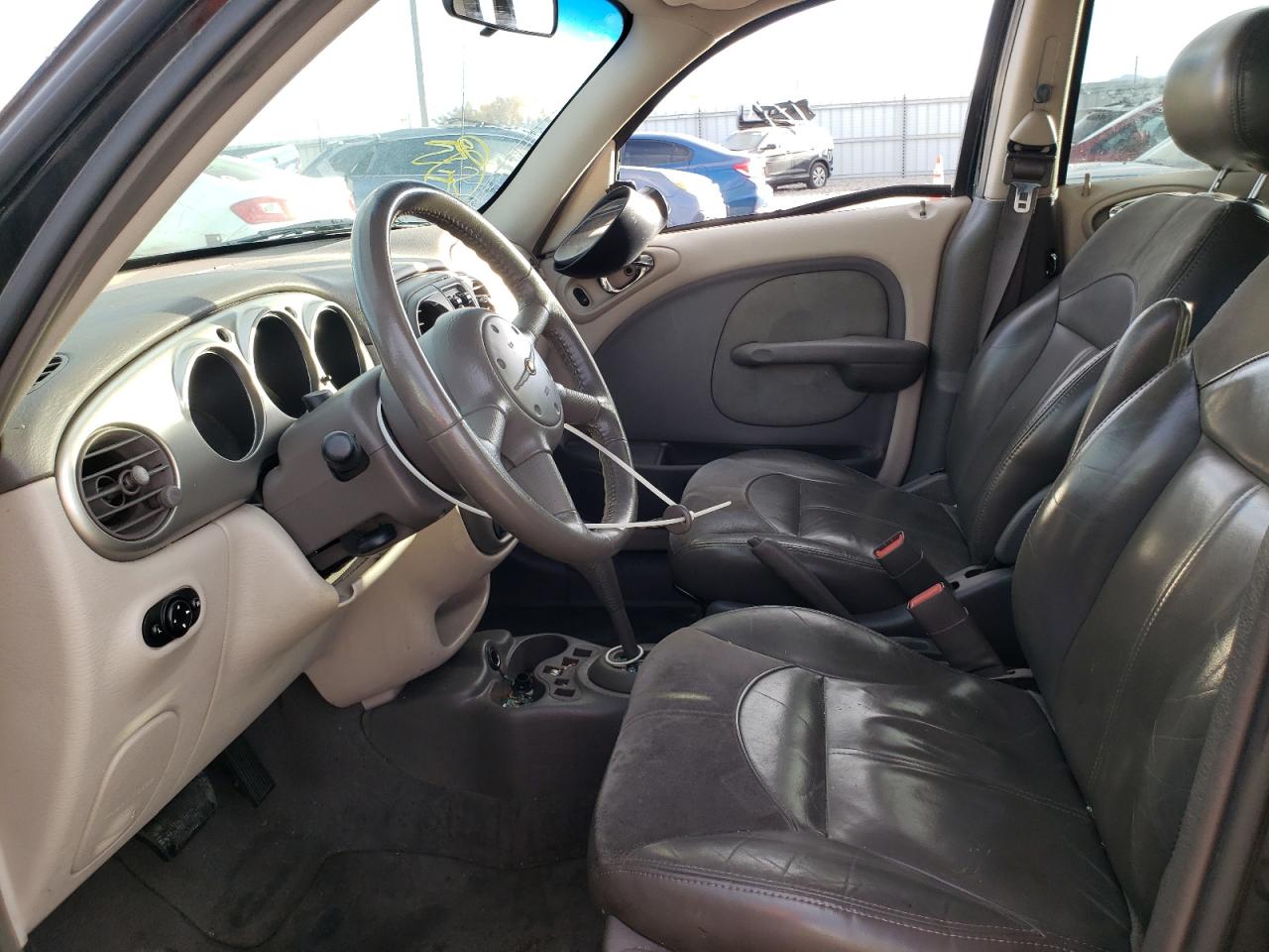 Photo 5 from auction – 2001 CHRYSLER PT CRUISER with VIN 3C8FY4BB71T645501