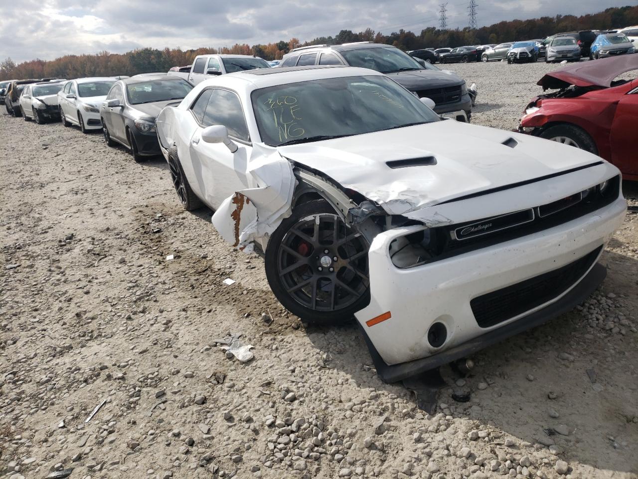 DODGE CHALLENGER 2016 with VIN 2C3CDZFJ3GH264569 - Photo from auction