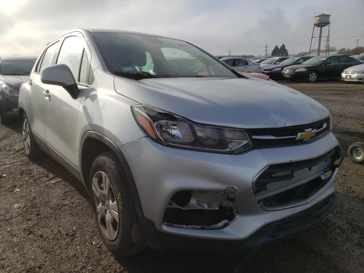 CHEVROLET TRAX LS 2017 with VIN KL7CJKSB5HB152664 - Photo from auction