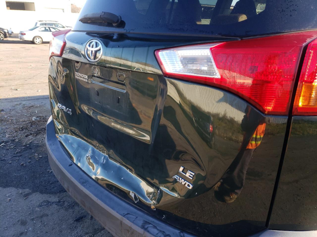Photo 9 from auction – 2013 TOYOTA RAV4 LE with VIN 2T3BFREV6DW003616