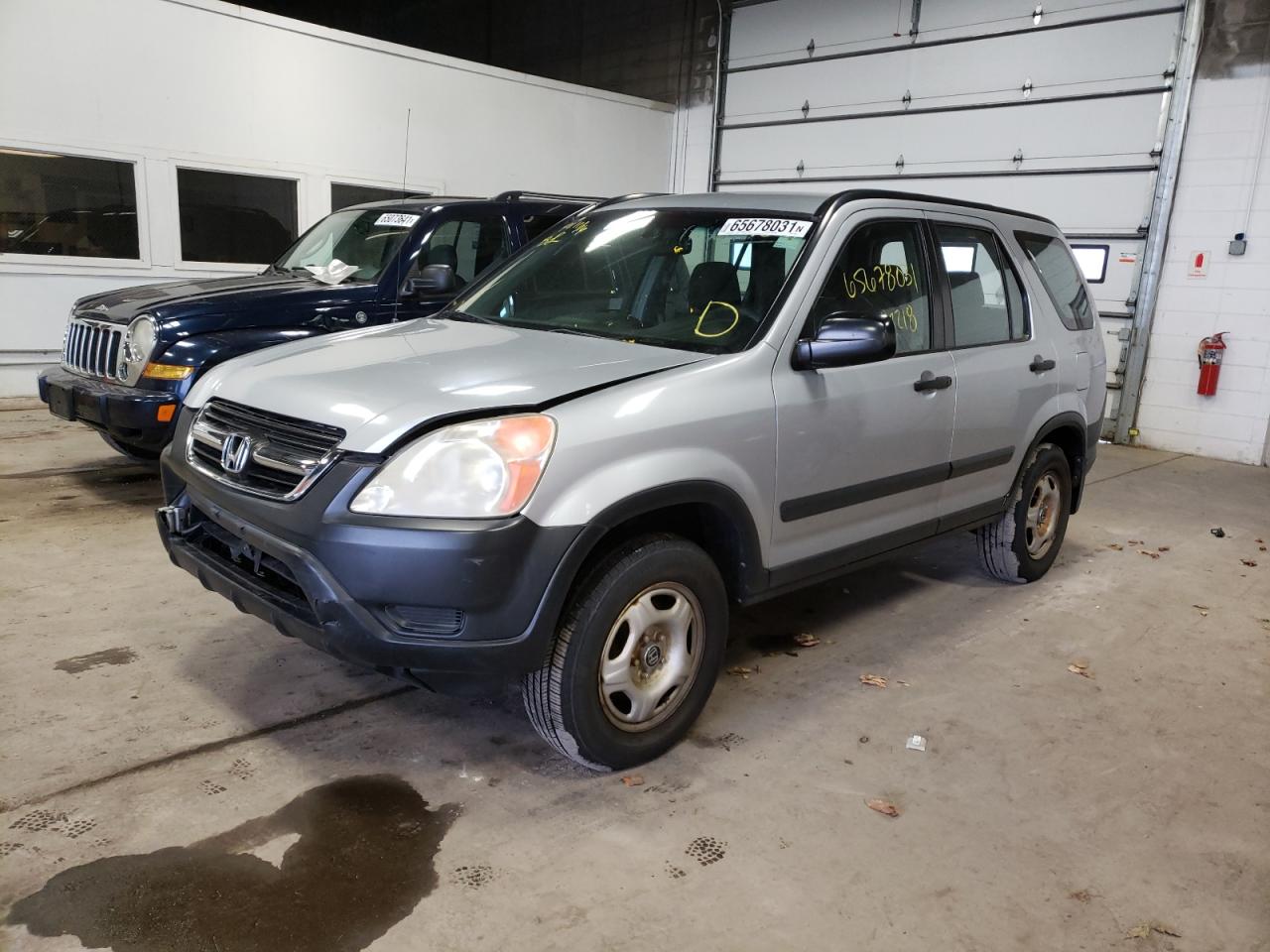 Photo 2 from auction – 2004 HONDA CR-V with VIN SHSRD78454U213943