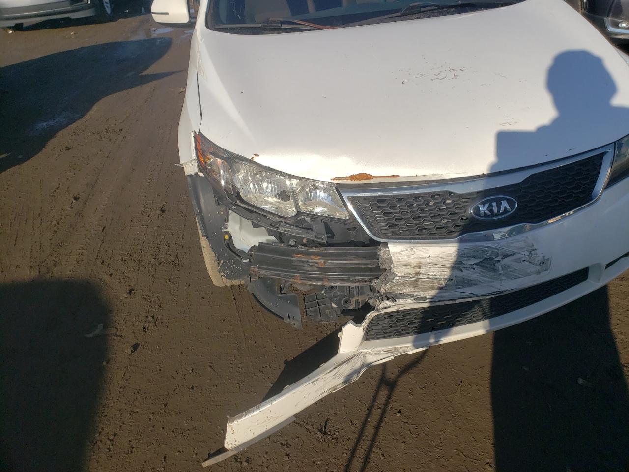 Photo 9 from auction – 2011 KIA FORTE EX with VIN KNAFU4A23B5332698