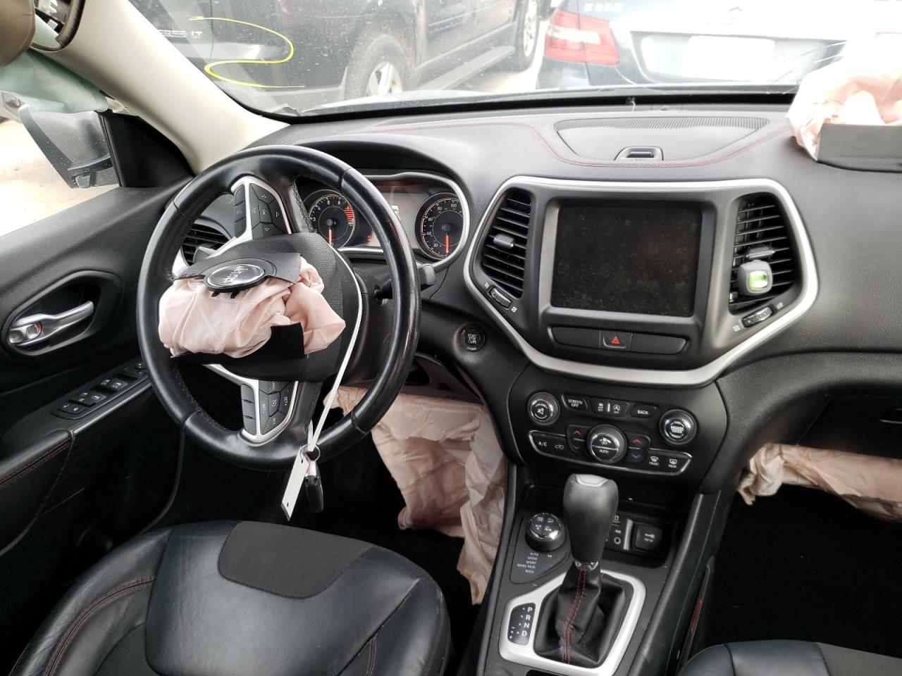 Photo 9 from auction – 2016 JEEP CHEROKEE T with VIN 1C4PJMBS9GW310303