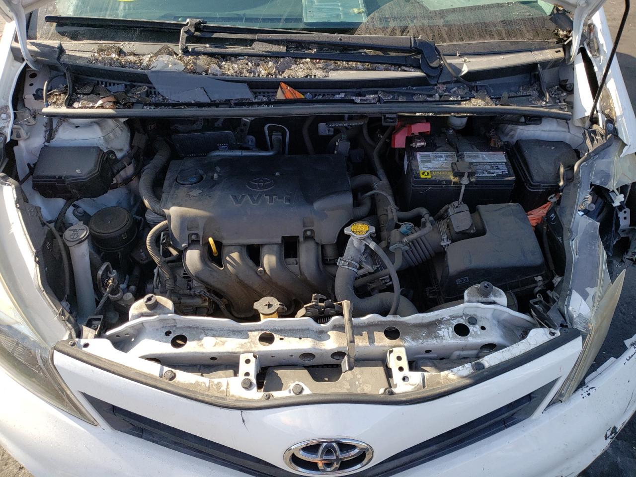 Photo 7 from auction – 2013 TOYOTA YARIS with VIN JTDKTUD35DD568917