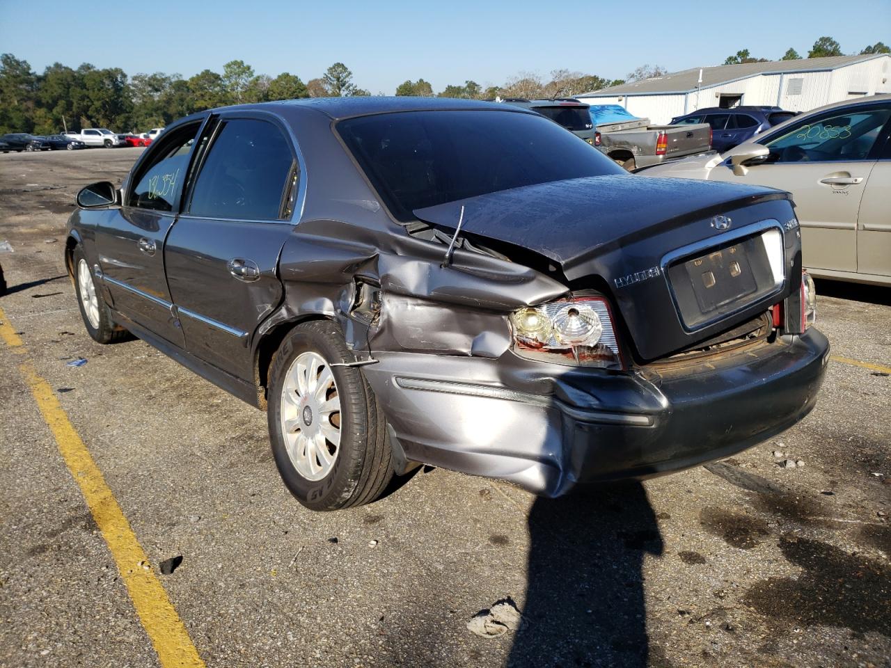 Photo 3 from auction – 2004 HYUNDAI SONATA GLS with VIN KMHWF35H04A943798