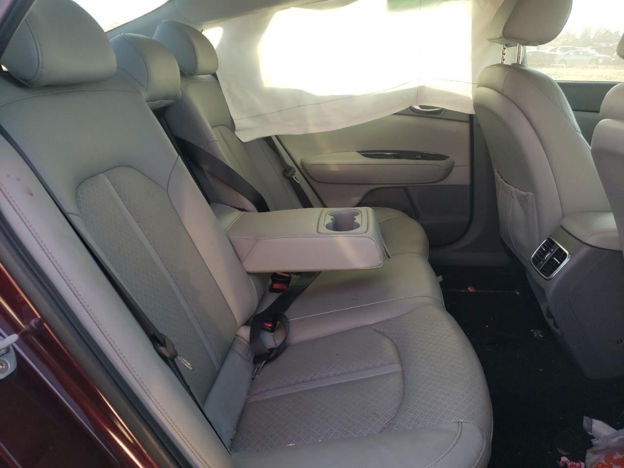 Photo 6 from auction – 2016 KIA OPTIMA EX with VIN 5XXGU4L38GG115017