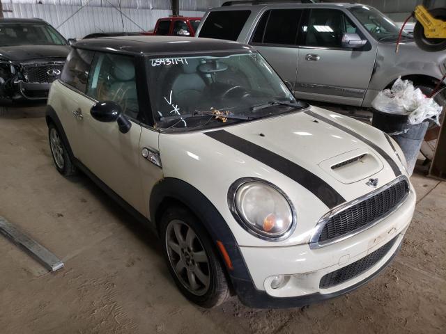 MINI COOPER S 2010 with VIN WMWMF7C5XATZ70886 - Photo from auction
