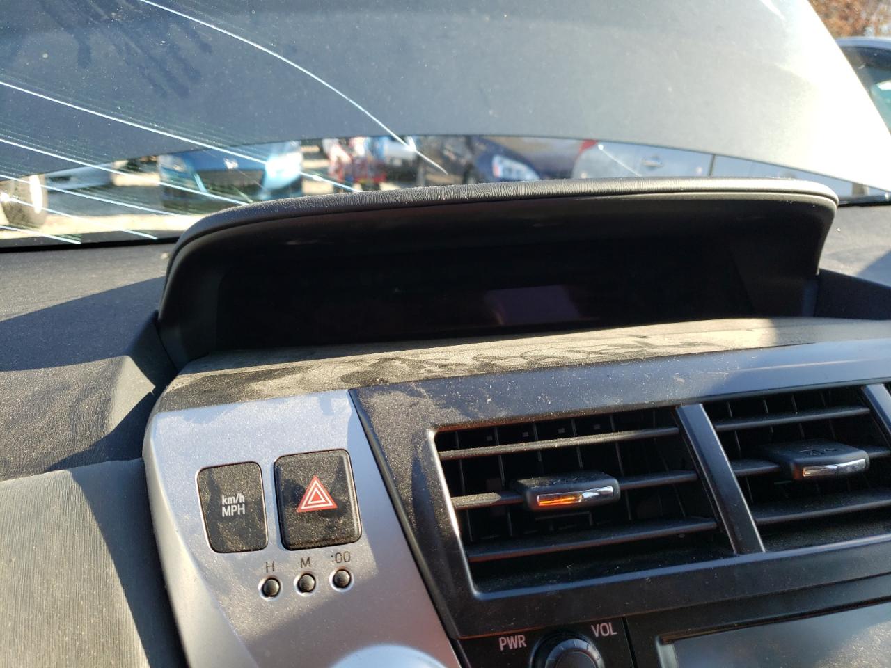 Photo 8 from auction – 2012 TOYOTA PRIUS V with VIN JTDZN3EU0C3139117