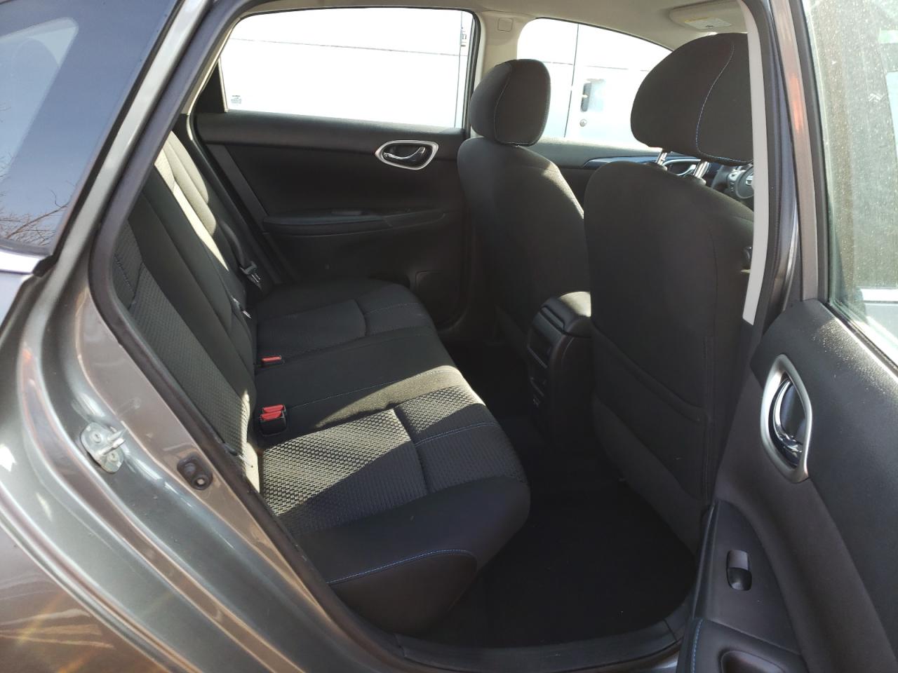 Photo 6 from auction – 2019 NISSAN SENTRA with VIN 3N1AB7AP3KY216665