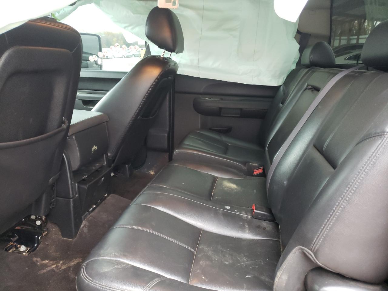 Photo 6 from auction – 2011 CHEVROLET SILVERADO with VIN 3GCPKSE31BG188002