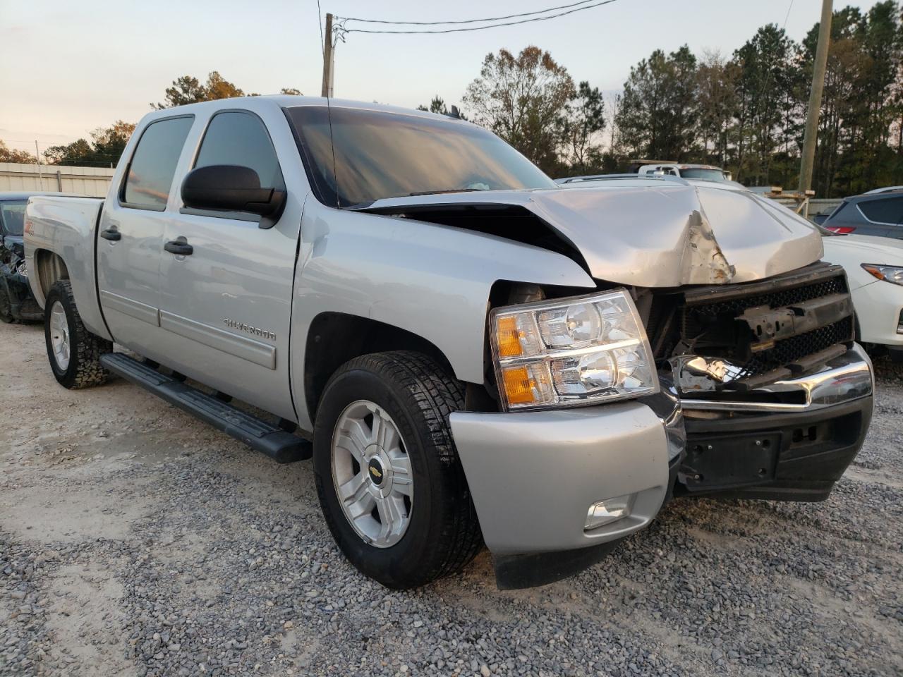 CHEVROLET SILVERADO 2010 with VIN 3GCRKSE38AG226039 - Photo from auction