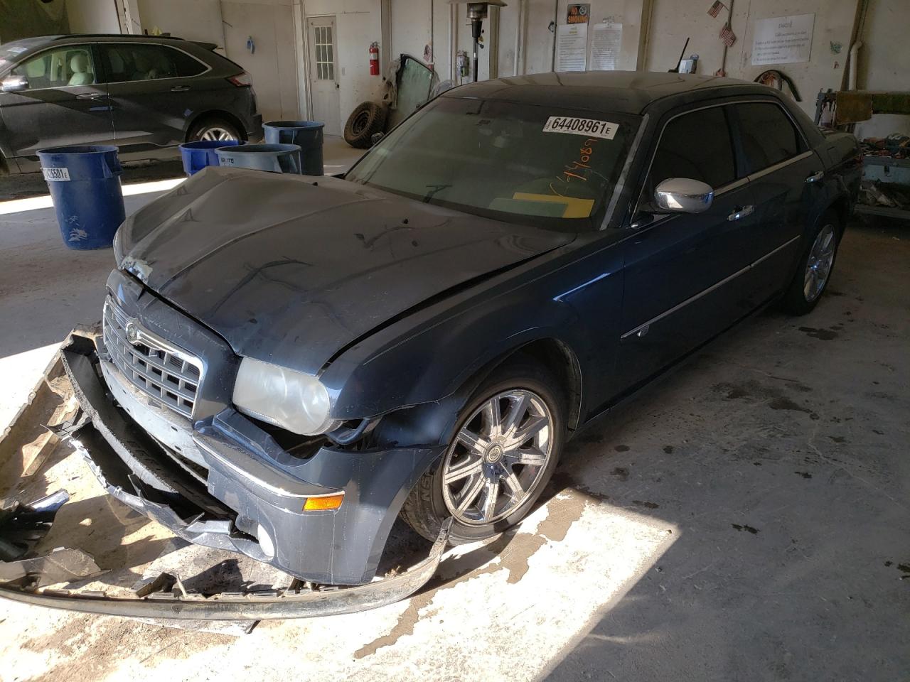 Photo 2 from auction – 2008 CHRYSLER 300C with VIN 2C3KA63H38H331967