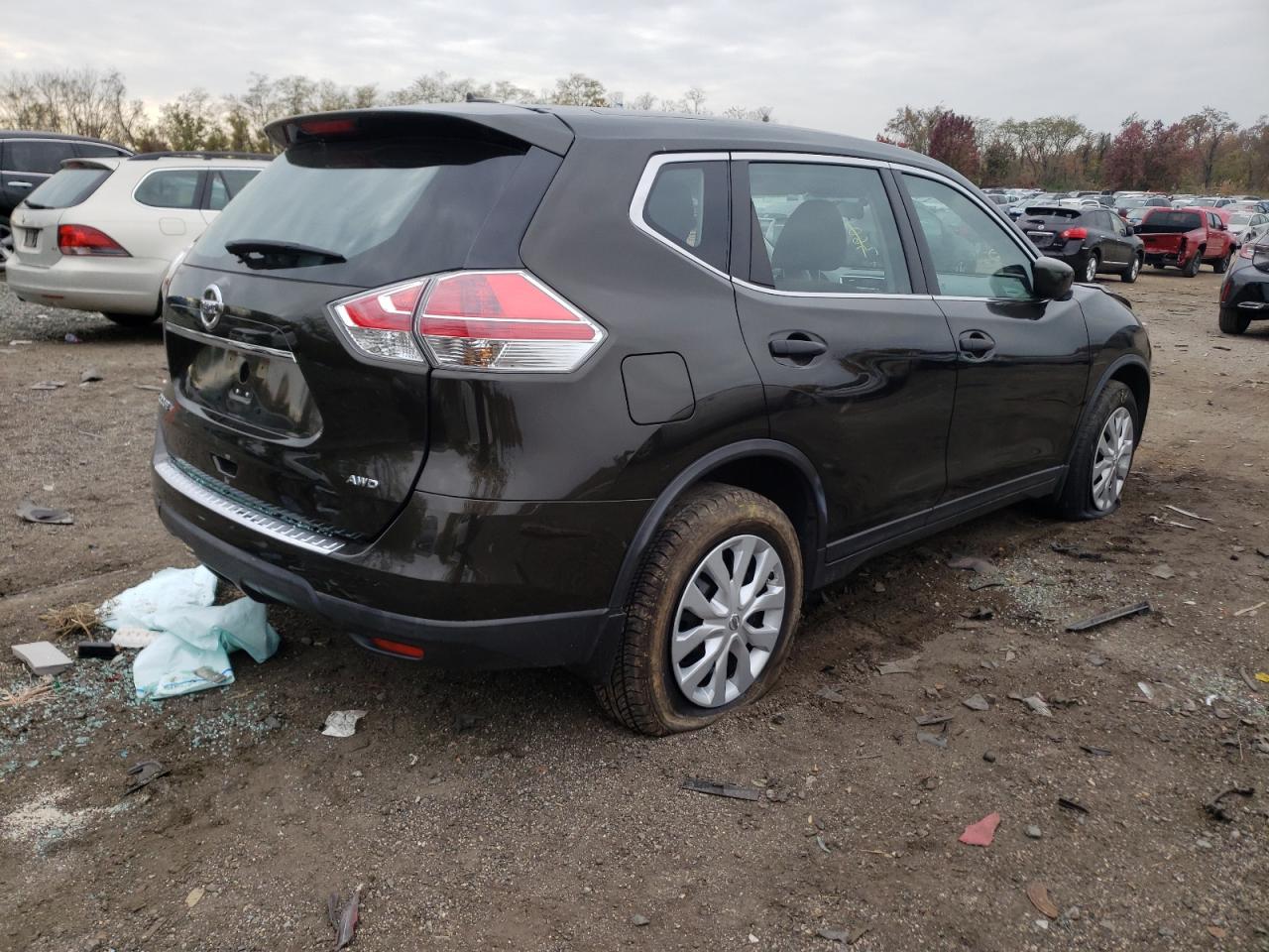 Photo 4 from auction – 2016 NISSAN ROGUE S with VIN KNMAT2MV4GP721842