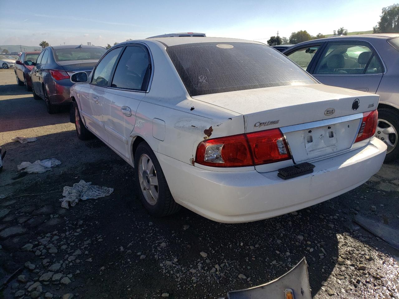 Photo 3 from auction – 2003 KIA OPTIMA LX with VIN KNAGD128735216296