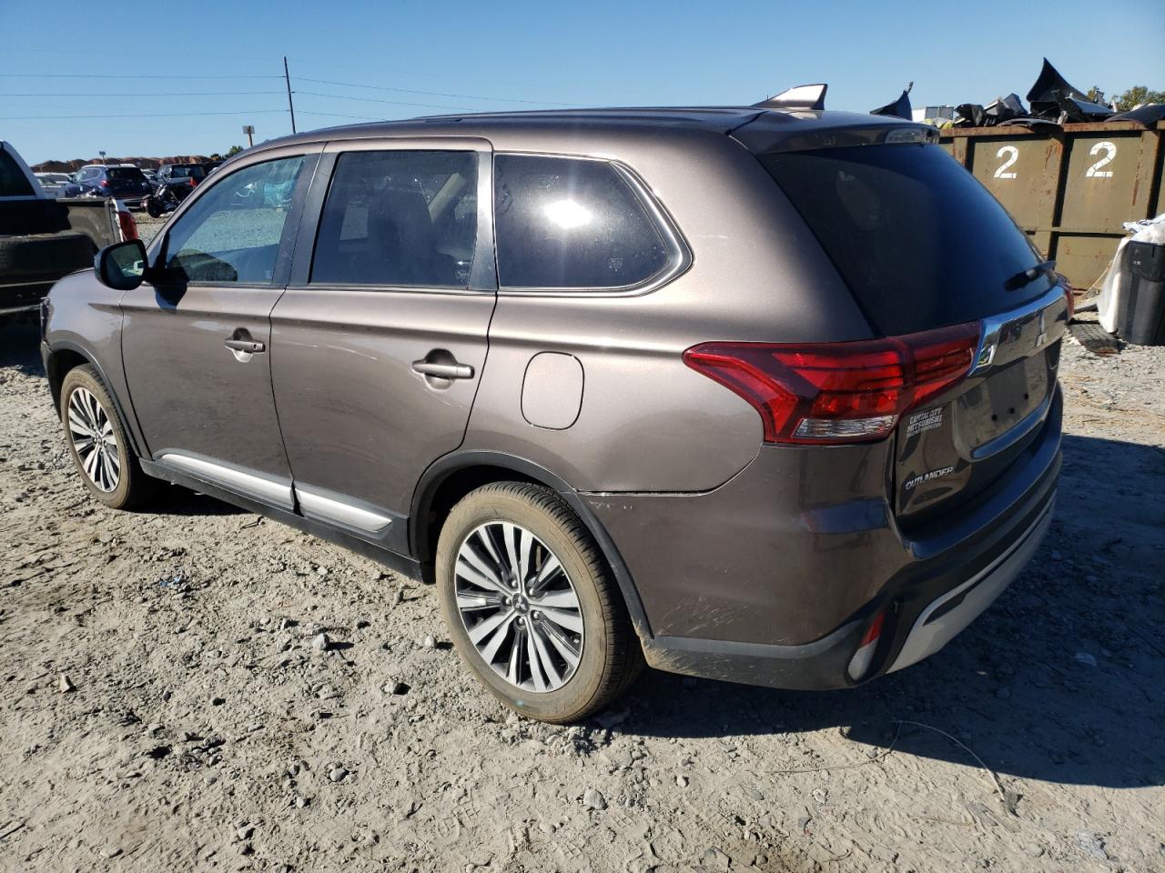 Photo 3 from auction – 2020 MITSUBISHI OUTLANDER with VIN JA4AD2A36LZ042227