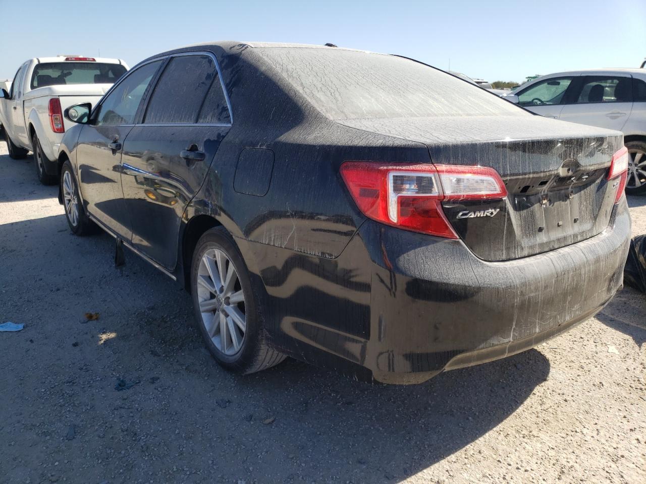 Photo 3 from auction – 2014 TOYOTA CAMRY L with VIN 4T4BF1FK3ER440883