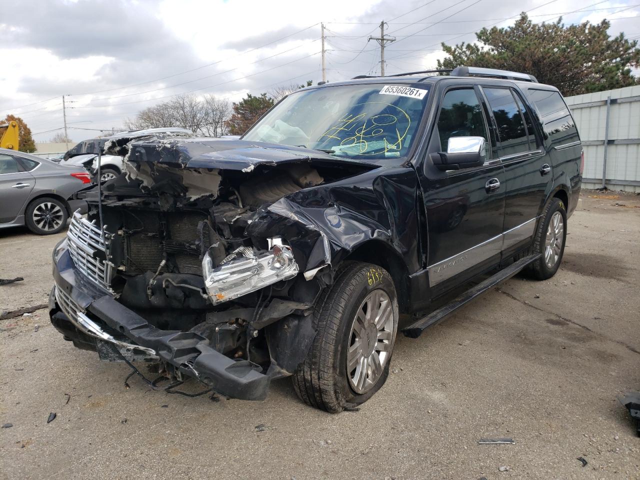 Photo 2 from auction – 2013 LINCOLN NAVIGATOR with VIN 5LMJJ2J58DEL01284