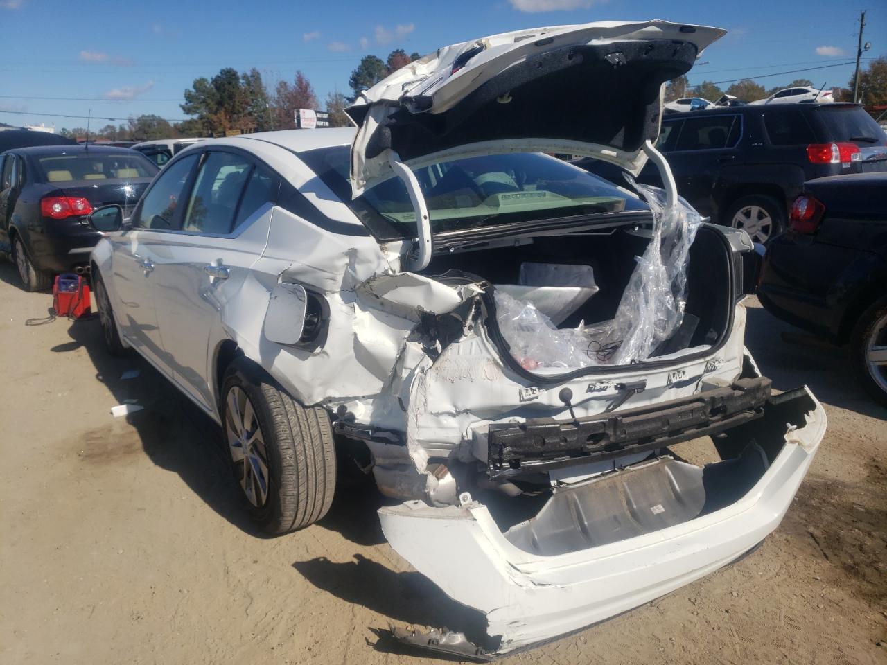 Photo 3 from auction – 2020 NISSAN ALTIMA S with VIN 1N4BL4BV3LN303061