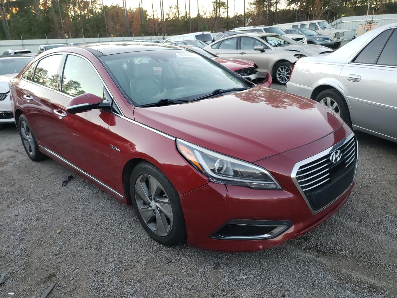 HYUNDAI SONATA HYB 2016 with VIN KMHE34L15GA019202 - Photo from auction