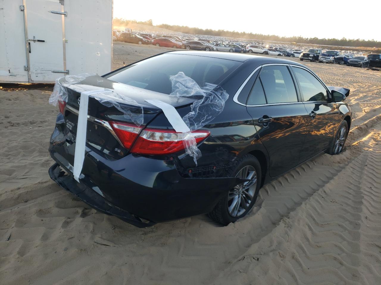 Photo 4 from auction – 2015 TOYOTA CAMRY LE with VIN 4T1BF1FK6FU872458
