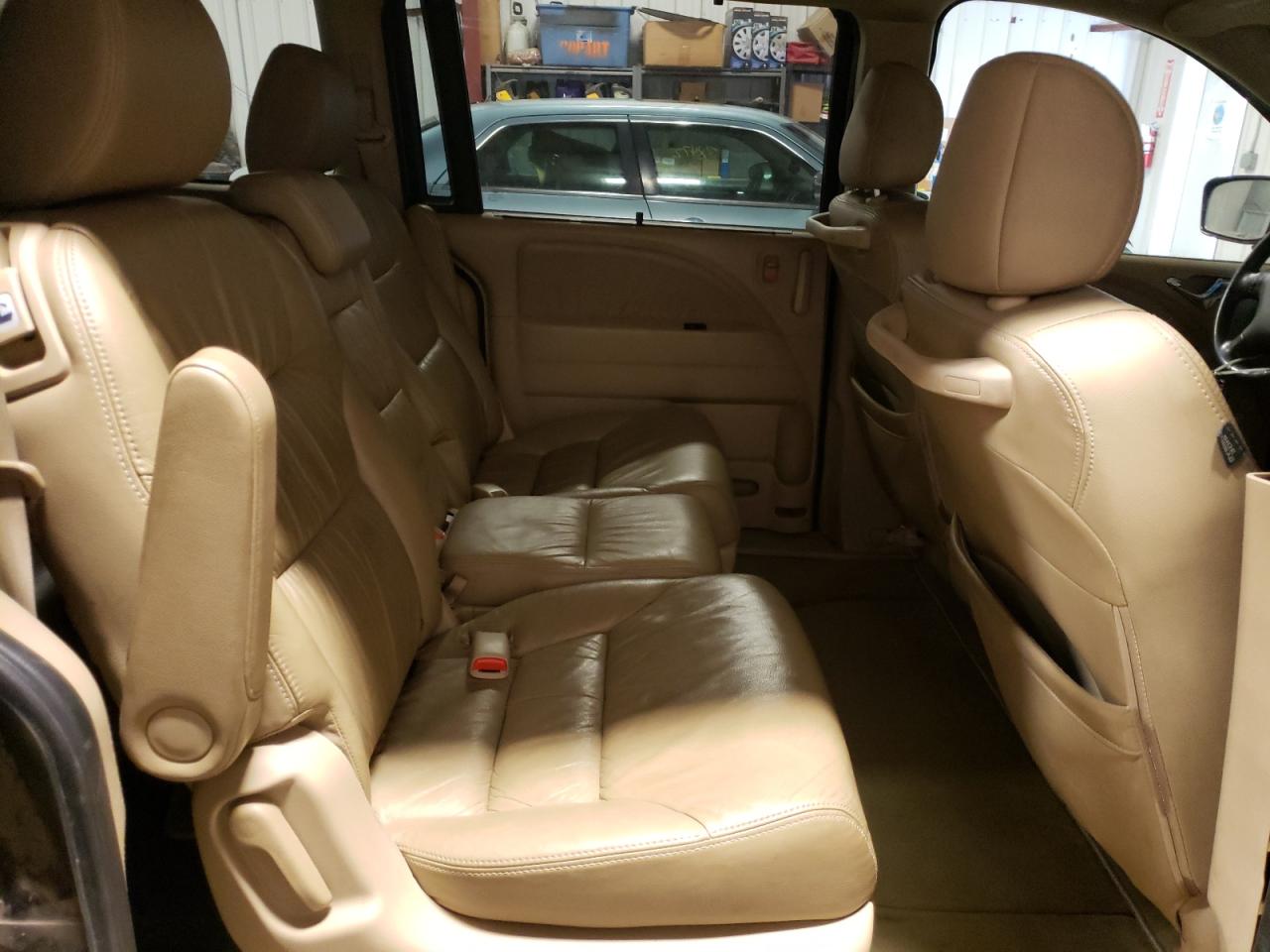 Photo 6 from auction – 2010 HONDA ODYSSEY EX with VIN 5FNRL3H68AB048129