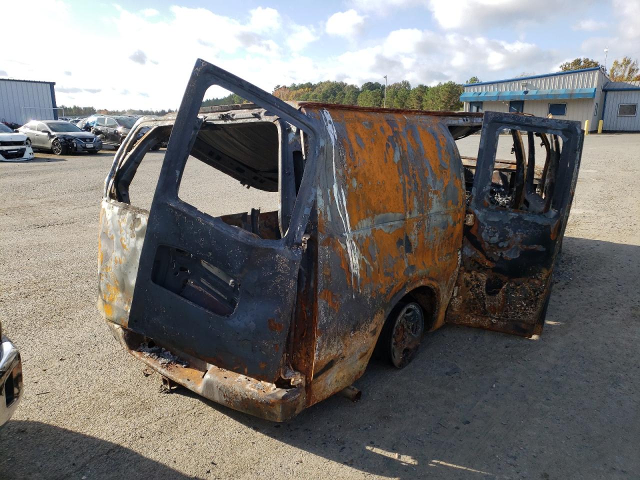 Photo 4 from auction – 2005 CHEVROLET EXPRESS G2 with VIN 1GCGG25VX51106919