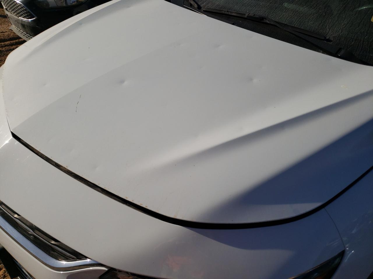 Photo 9 from auction – 2018 CHEVROLET MALIBU LT with VIN 1G1ZD5STXJF123893