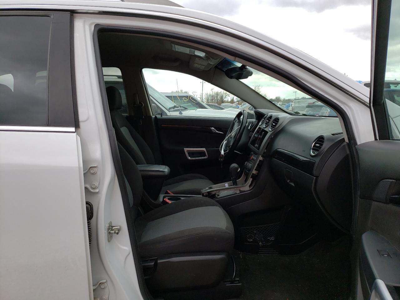 Photo 5 from auction – 2014 CHEVROLET CAPTIVA LS with VIN 3GNAL2EK9ES515989