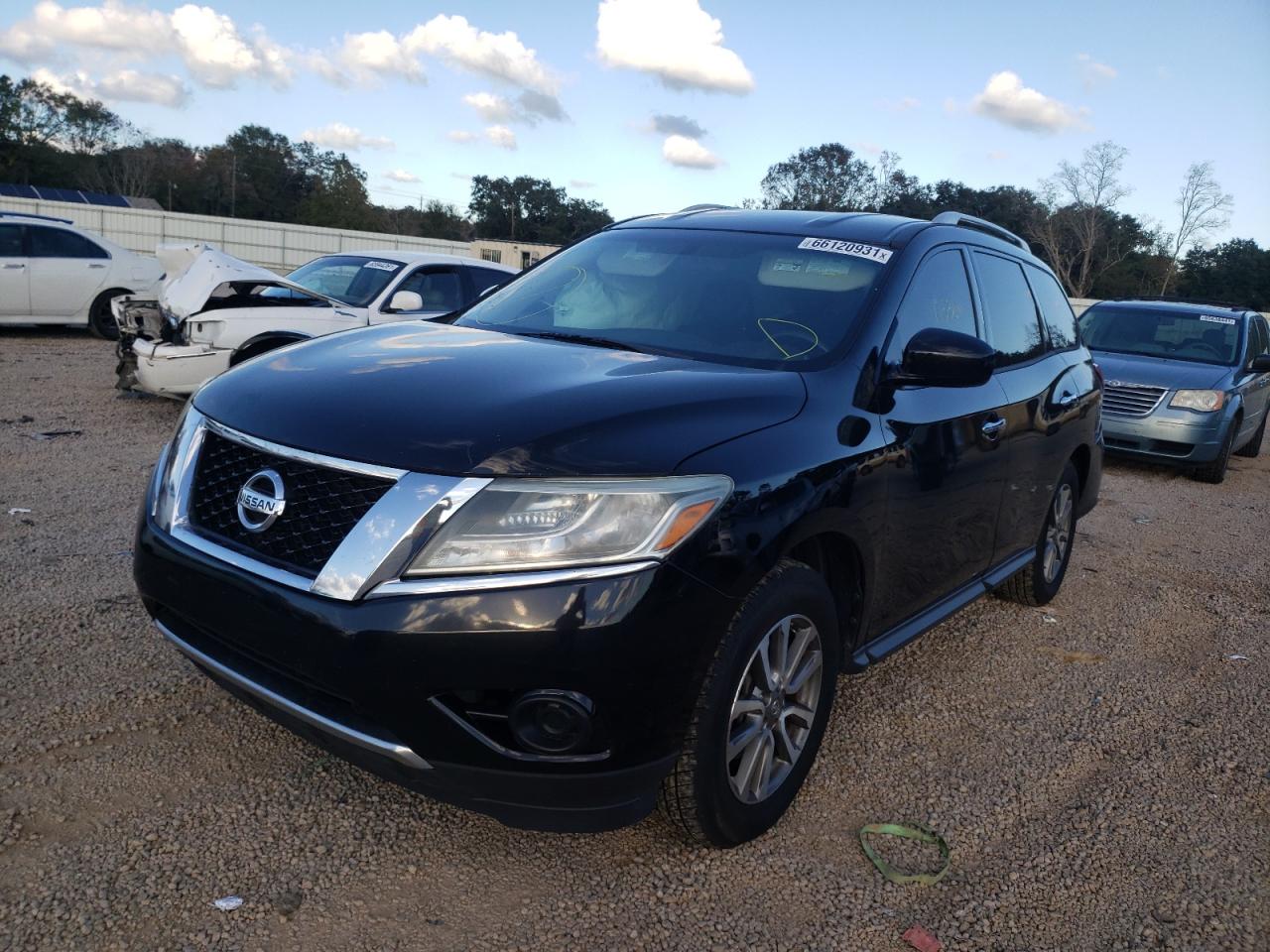 Фото 2 с аукциона – 2013 NISSAN PATHFINDER с VIN 5N1AR2MN4DC635587