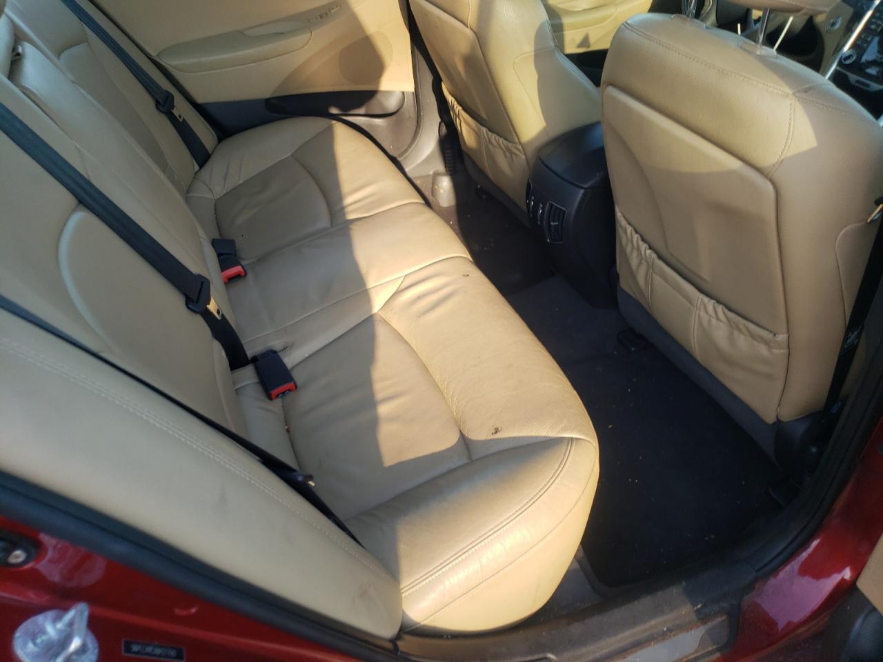 Photo 6 from auction – 2011 HYUNDAI SONATA SE with VIN 5NPEC4ACXBH277161
