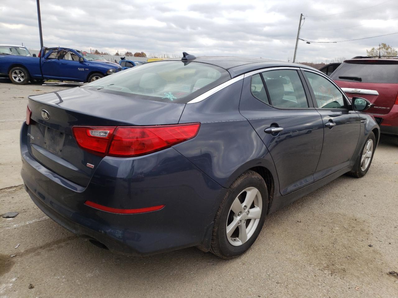 Photo 4 from auction – 2015 KIA OPTIMA LX with VIN KNAGM4A75F5583129
