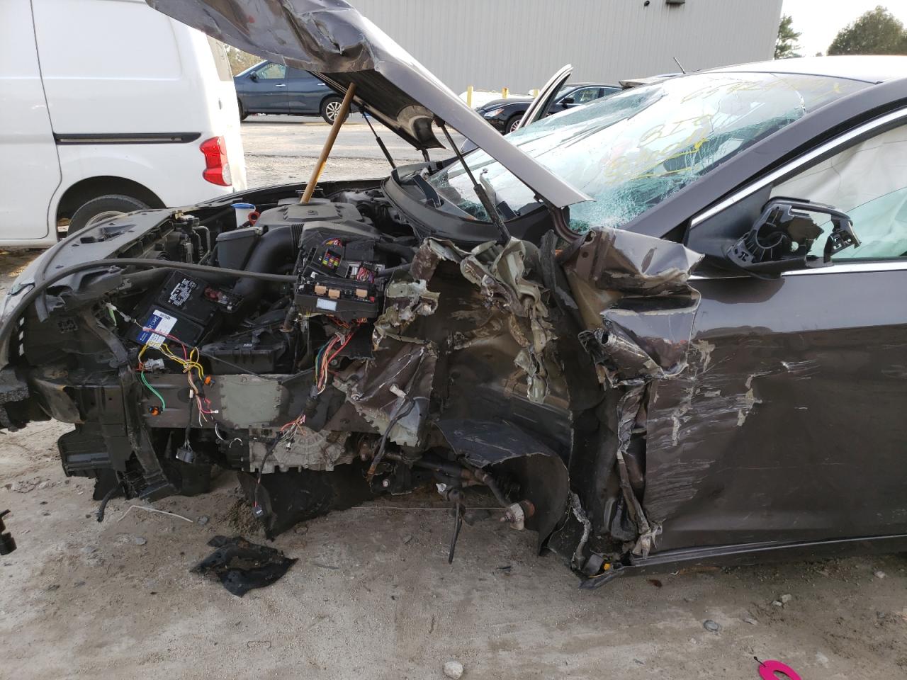 Photo 9 from auction – 2016 HYUNDAI SONATA SE with VIN 5NPE24AF2GH304096