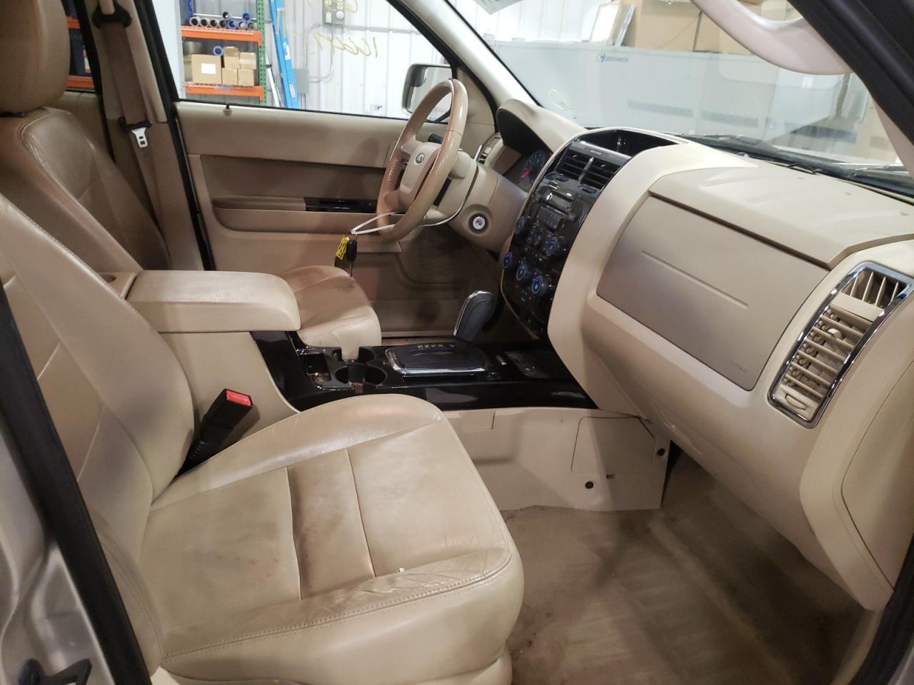 Photo 5 from auction – 2012 FORD ESCAPE LIM with VIN 1FMCU9EG9CKC26232