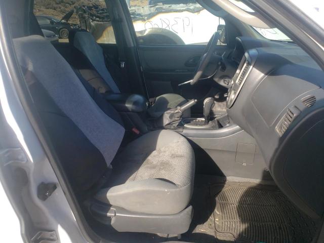 Photo 5 from auction – 2005 FORD ESCAPE with VIN 1FMYU93145DA01342