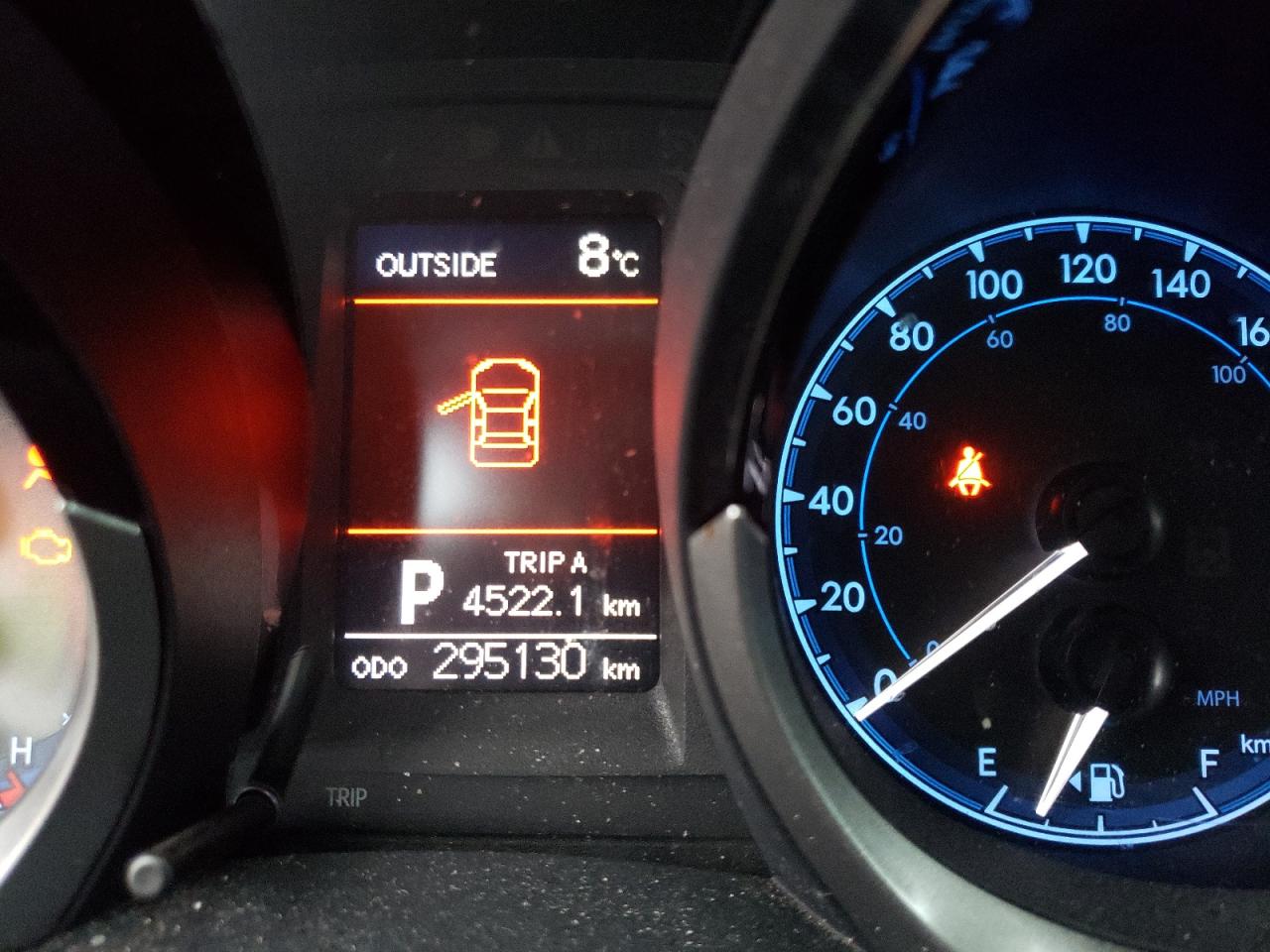 Photo 8 from auction – 2015 TOYOTA COROLLA L with VIN 2T1BURHEXFC260471