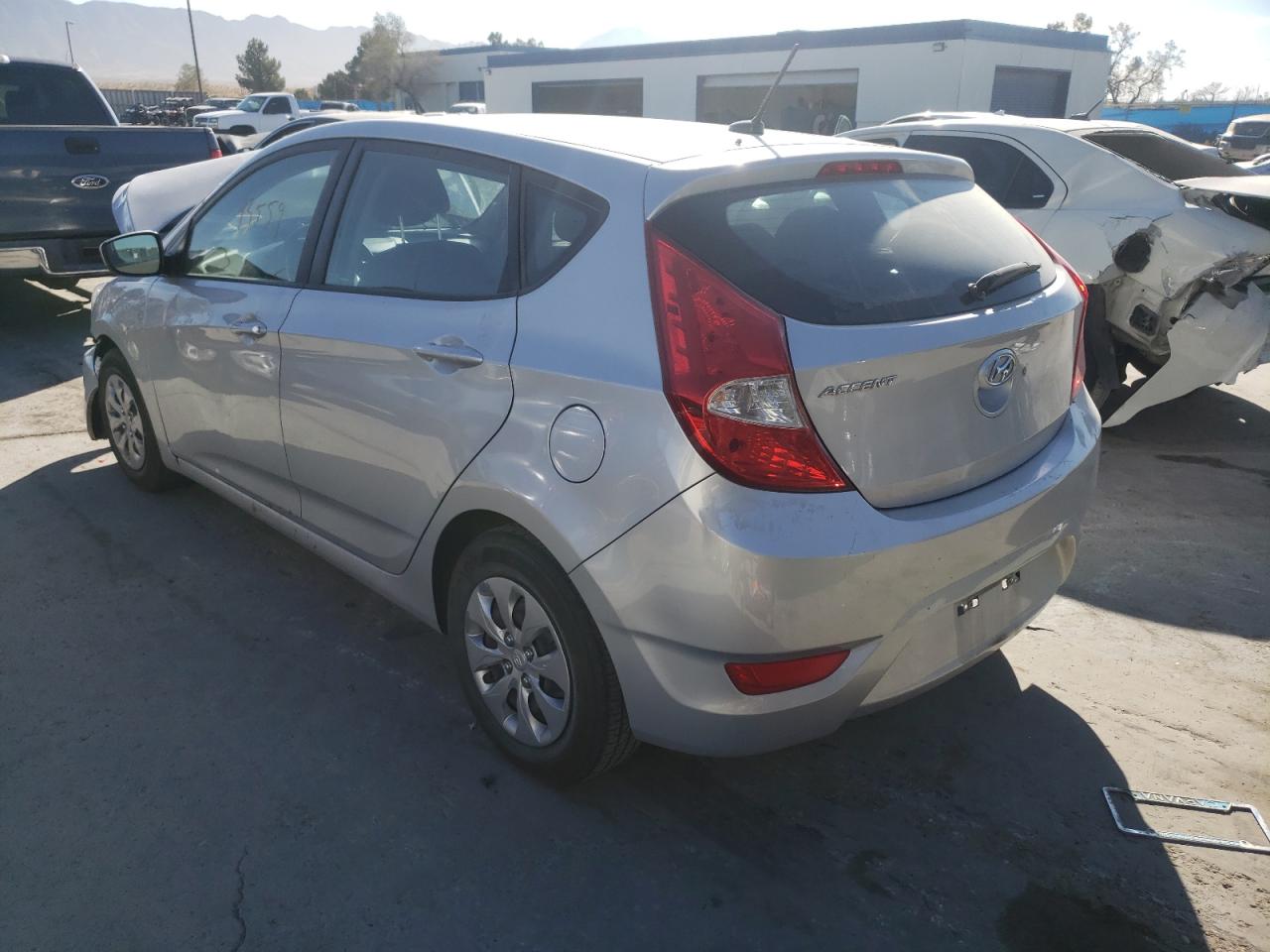 Photo 3 from auction – 2017 HYUNDAI ACCENT SE with VIN KMHCT5AE4HU323074